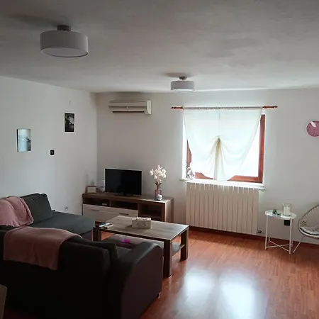 Emma Apartment